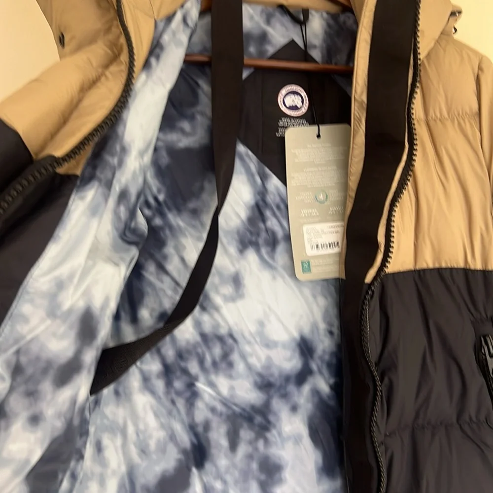 Canada Goose Two-Tone Parka - Tan and Black - Picture 8 of 9
